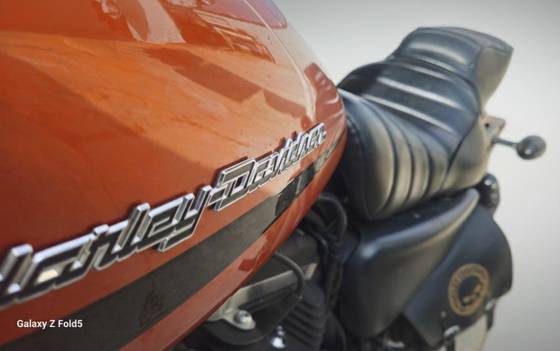 HARLEY-DAVIDSON SPORTSTER IRON 883 HARLEY-DAVIDSON SPORTSTER IRON 883